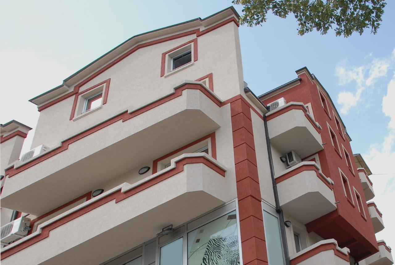 Prenociste Konstantin 2008 Nis Exterior foto
