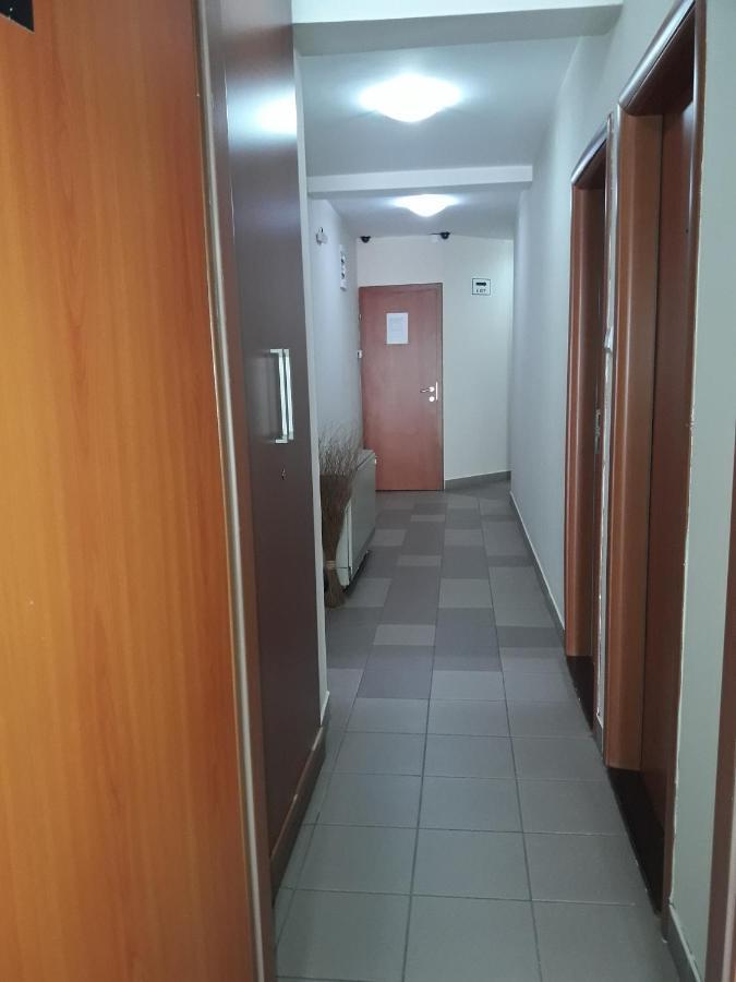 Prenociste Konstantin 2008 Nis Exterior foto